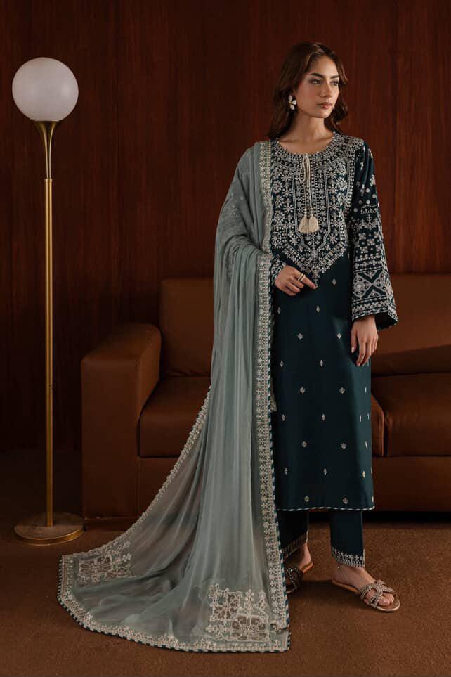 farysaaz embridery dress 3pc